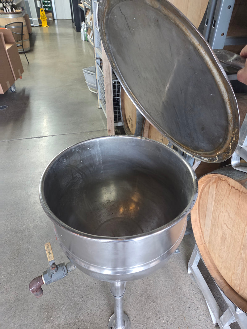 Double wall Steam Jacket Kettle 30G (USED - PICKUP ONLY)